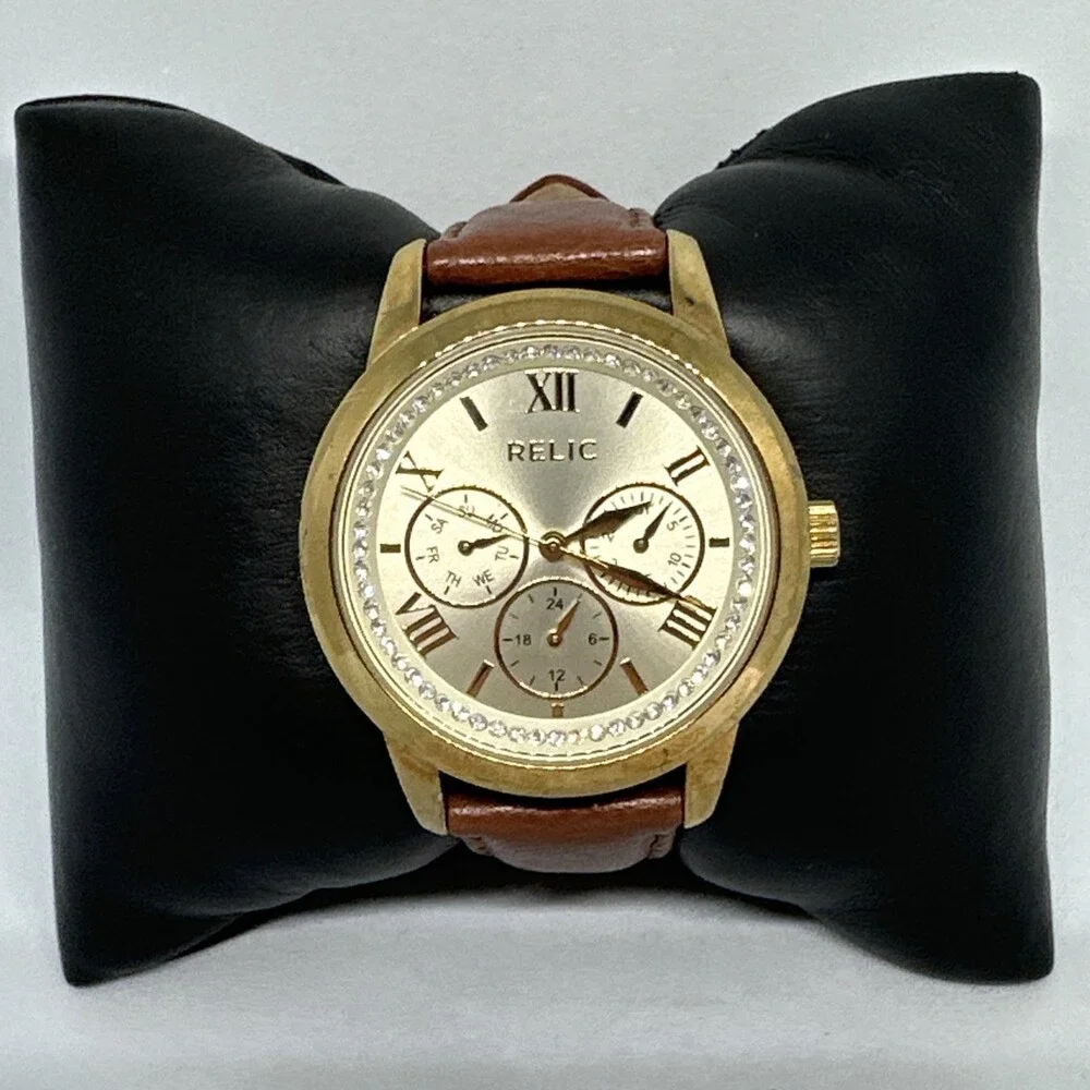Relic ZR15831 Women's Brown Leather Straps Analog Dial Quartz Wrist Watch HME737